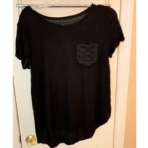 Women’s black scoop neck tee